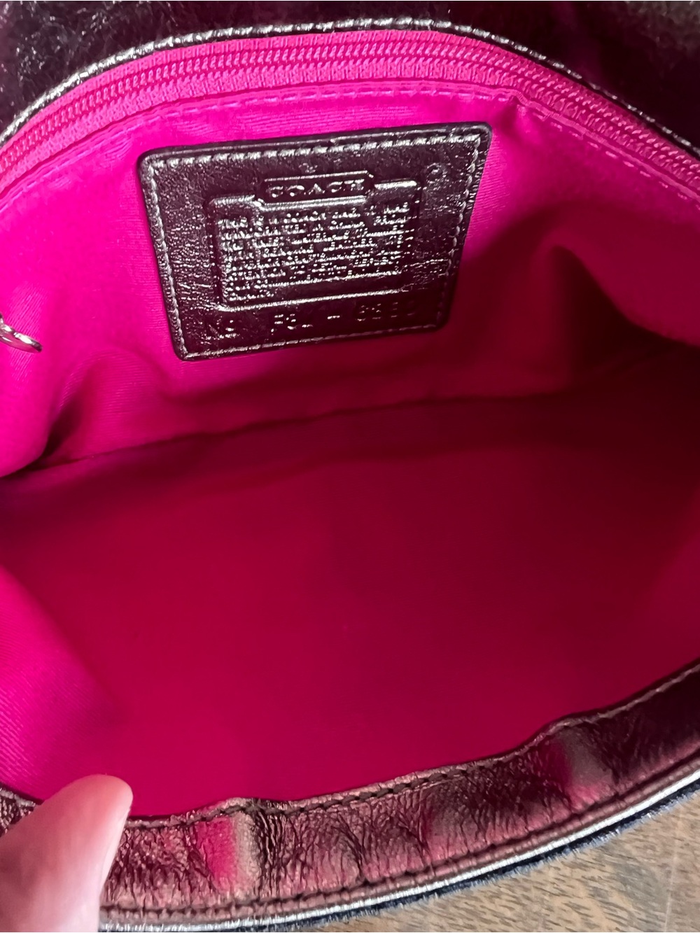 Vintage Coach Hamptons Shimmer Shoulder Flap Bag Black Pink Lining F3J-6380 Y2K - Picture 11 of 16